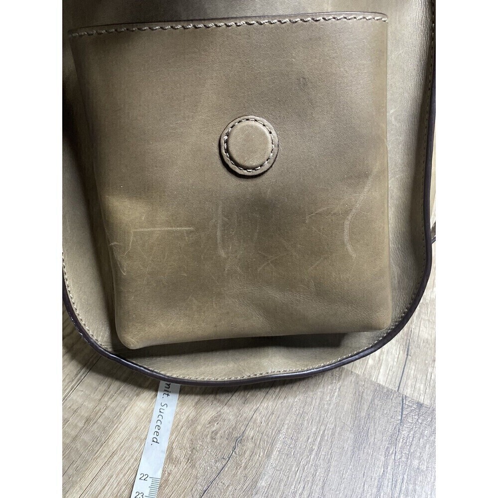 FRYE Ilana Green Gray Taupe Leather Saddle Crossbody Bag  Bohemian Casual Tassel - Picture 6 of 16